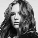 artist image Freya Ridings Blackout Freya Ridings